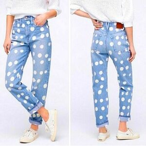 ISO IN SEARCH OF Boyfriend blue jeans with bleached-out dots in size 29